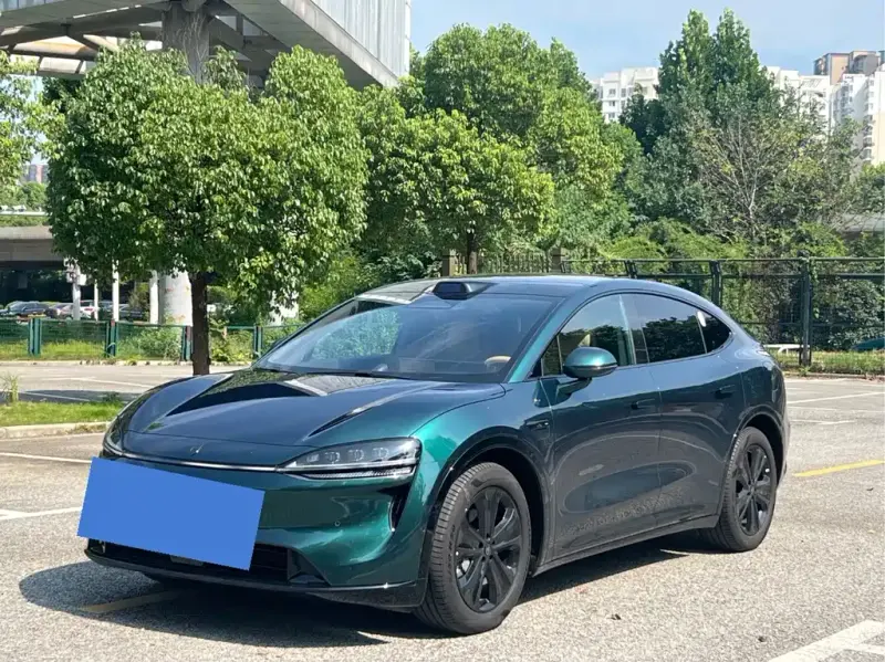 Luxeed Zhijie R7, 2025
