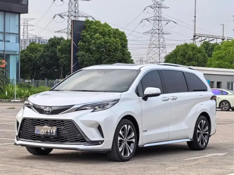 Toyota Granvia, 2024