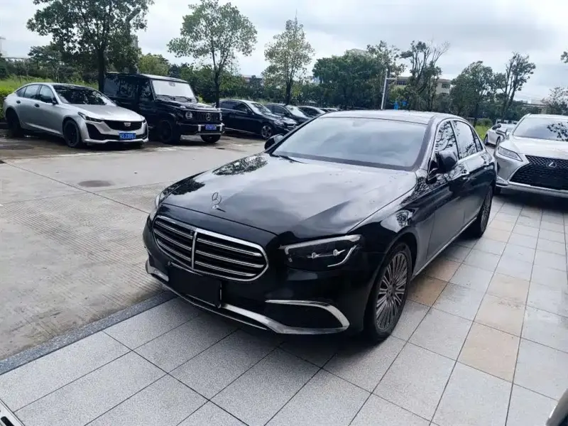 Mercedes-Benz E-Class, 2022