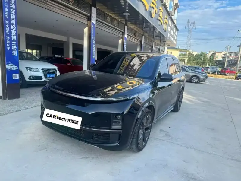 Li Auto Li L8, 2025