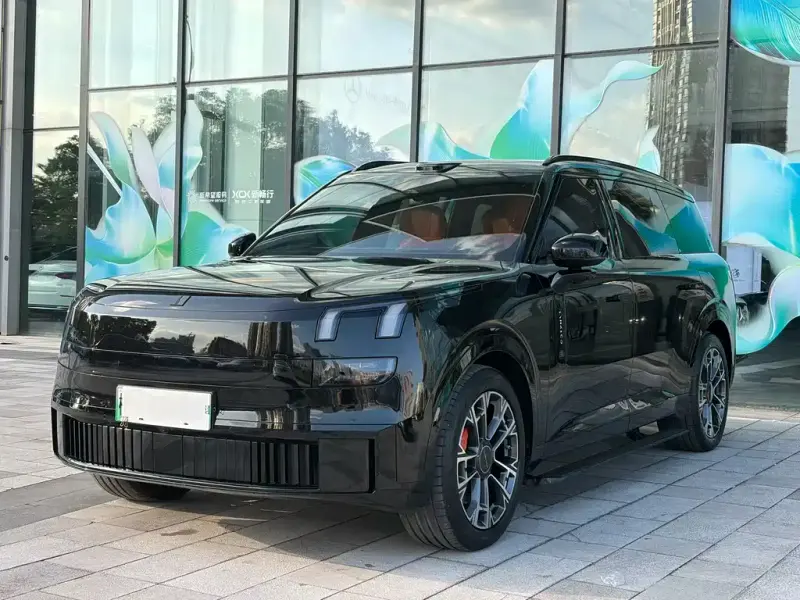 Lynk & Co 900, 2025