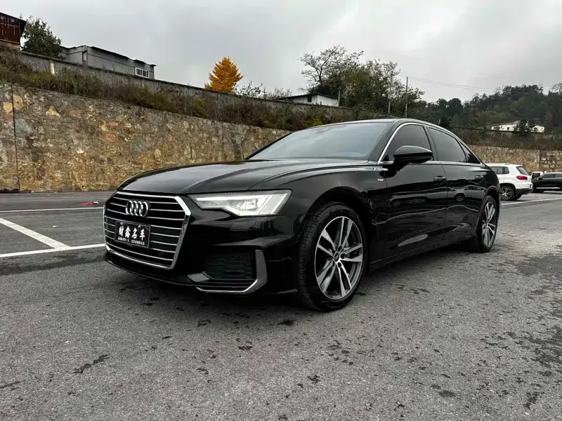 Audi A6L, 2022
