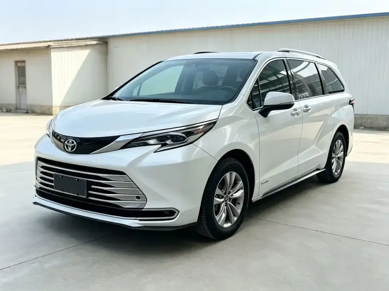 Toyota Sienna, 2022