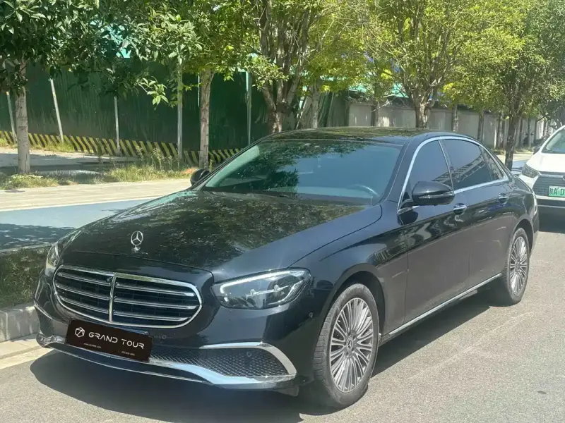 Mercedes-Benz E-Class, 2023