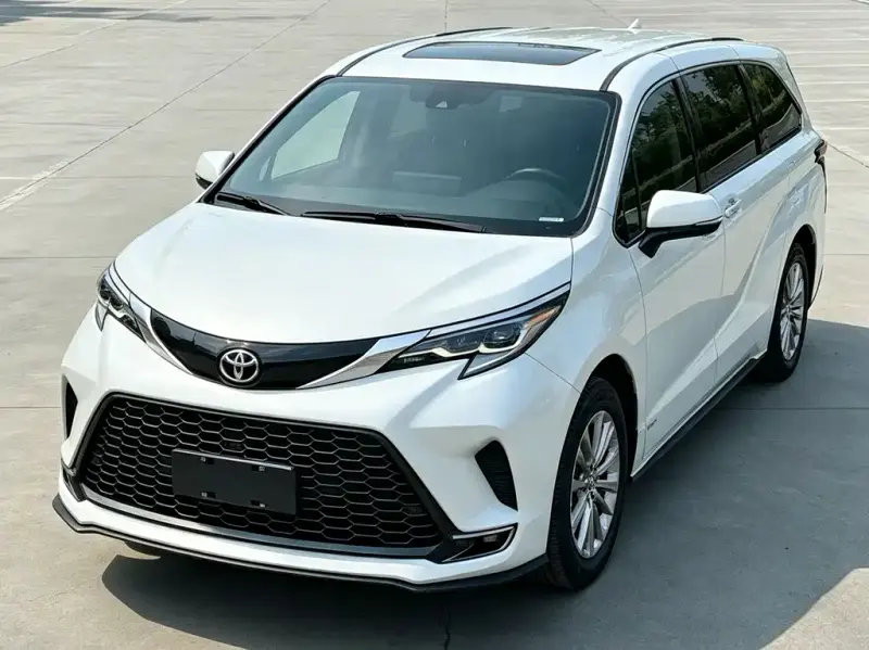 Toyota Granvia, 2024