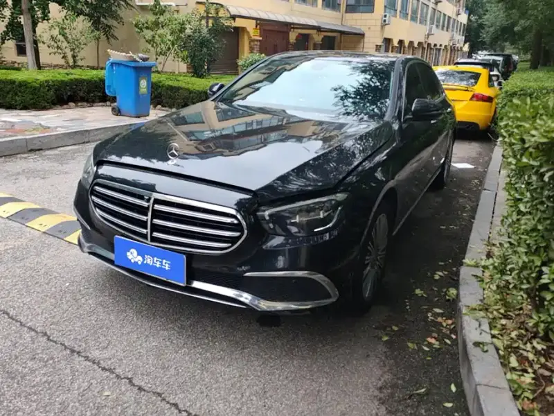 Mercedes-Benz E-Class, 2022