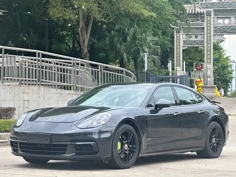 Porsche Panamera, 2020