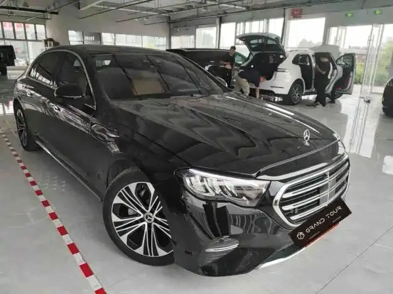 Mercedes-Benz E-Class, 2026
