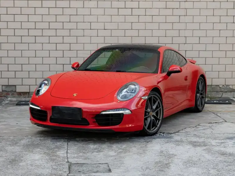 Porsche 911, 2015