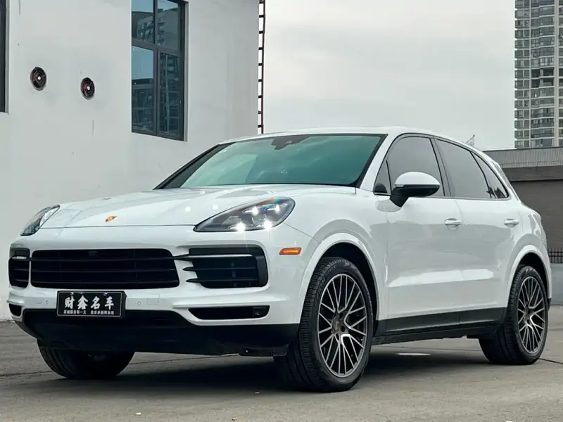 Porsche Cayenne, 2023