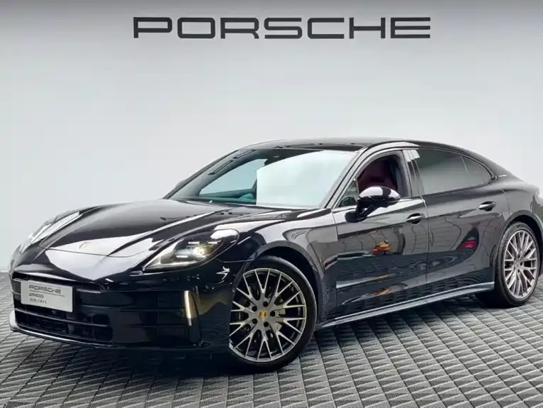 Porsche Panamera, 2026