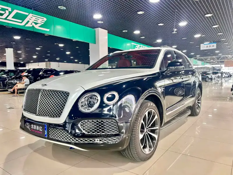 Bentley Bentayga, 2017