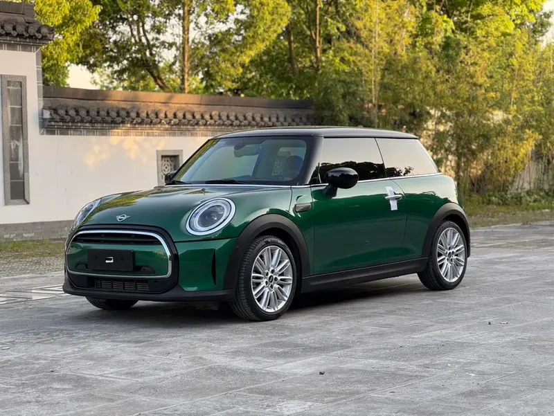 MINI MINI, 2022