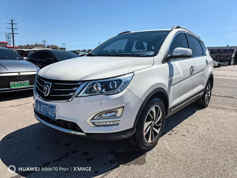 Baojun 560, 2016