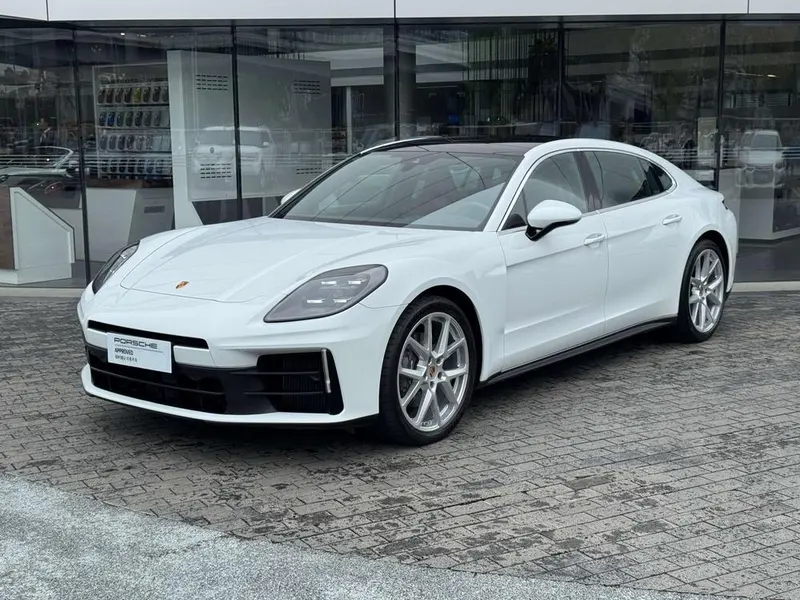 Porsche Panamera, 2024