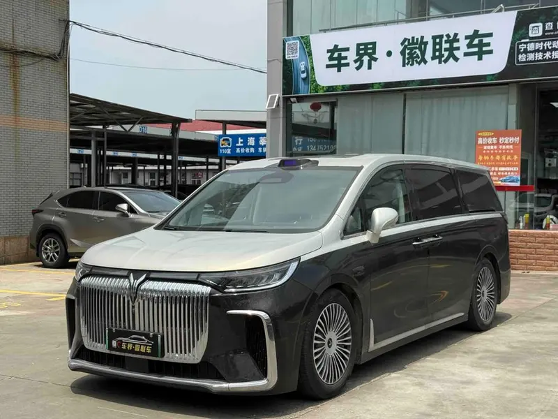 Voyah Dreamer PHEV, 2025