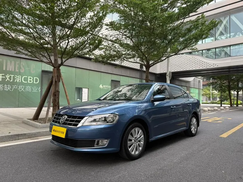 Volkswagen Lavida, 2013