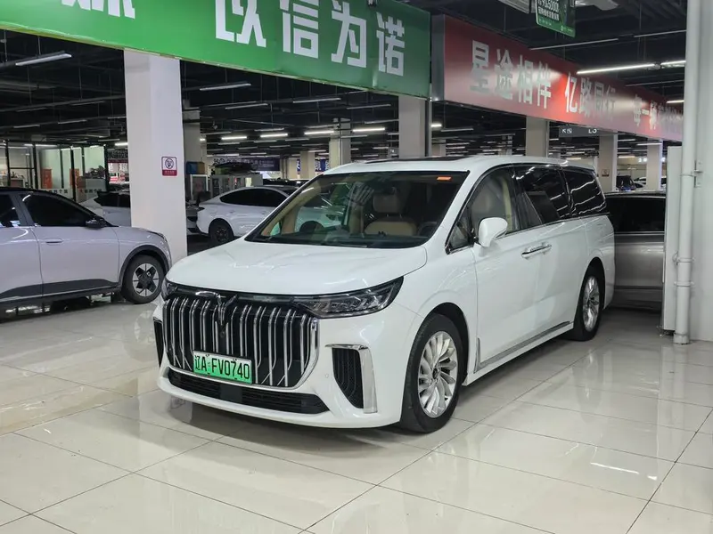 Voyah Dreamer PHEV, 2022