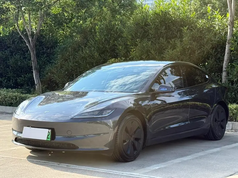 Tesla Model 3, 2023