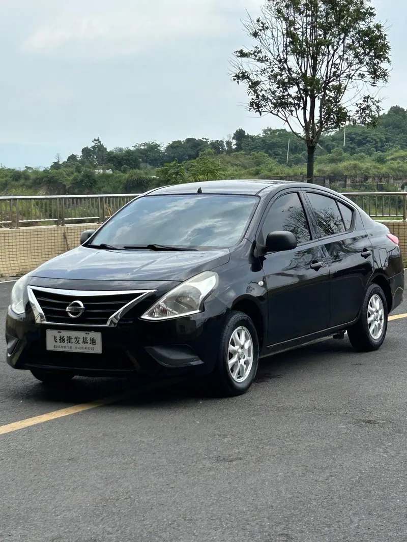 Nissan Sunny, 2015