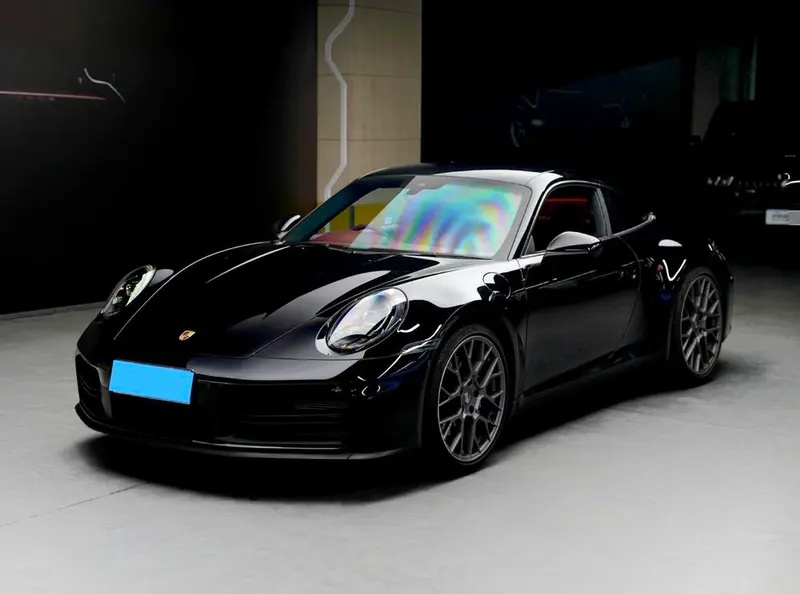 Porsche 911, 2025