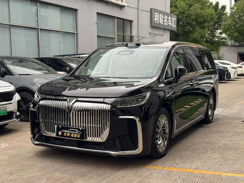 Voyah Dreamer PHEV, 2025