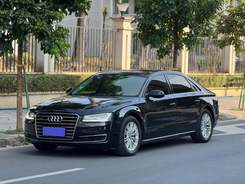 Audi A8, 2014