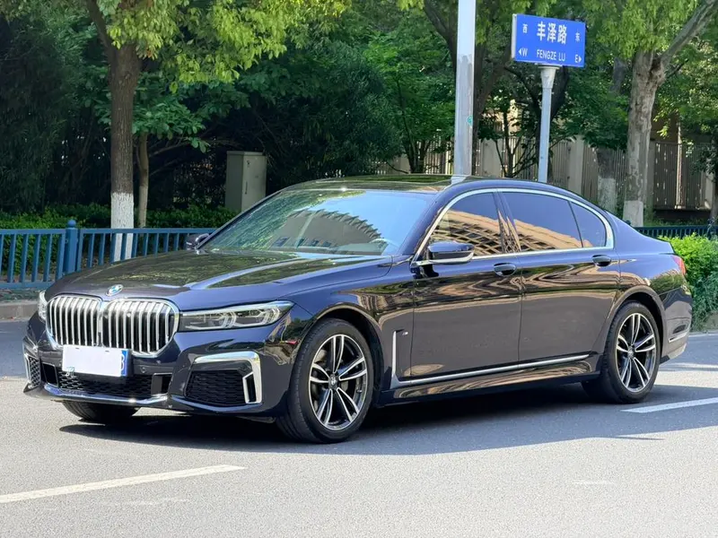 BMW 7-Series, 2021