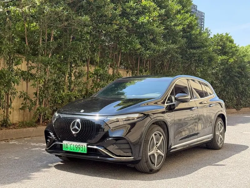 Mercedes-Benz EQS SUV, 2023