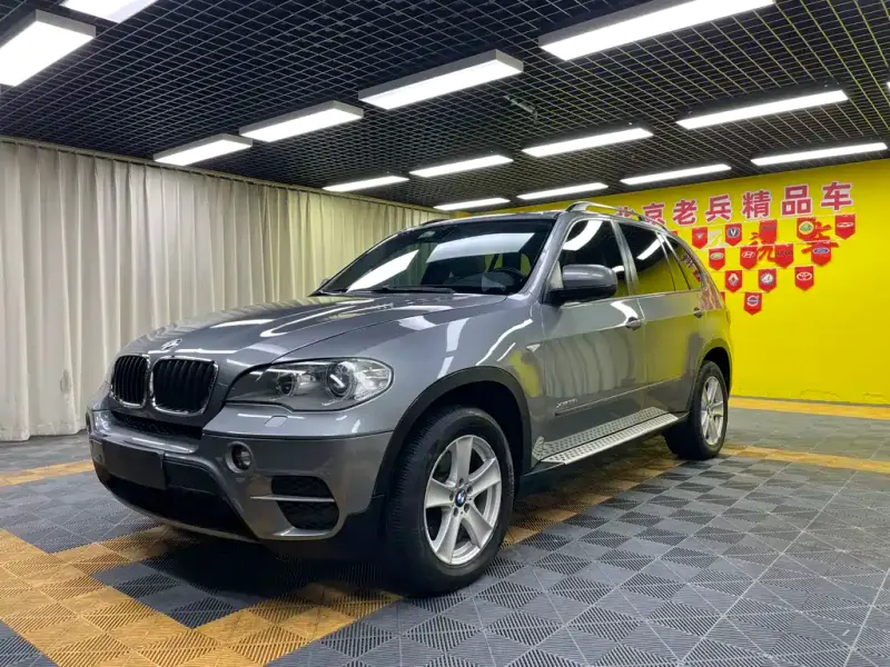 BMW X5 (Import), 2011