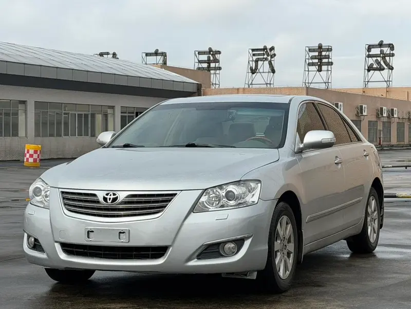 Toyota Camry, 2008