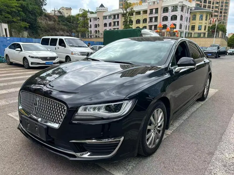 Lincoln MKZ, 2019