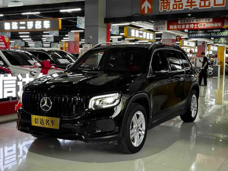 Mercedes-Benz GLB, 2022