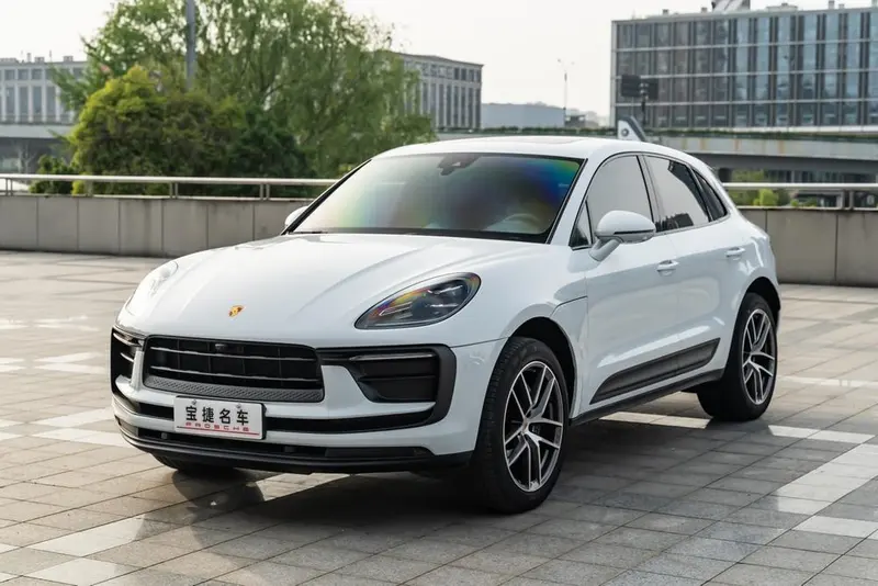 Porsche Macan, 2022