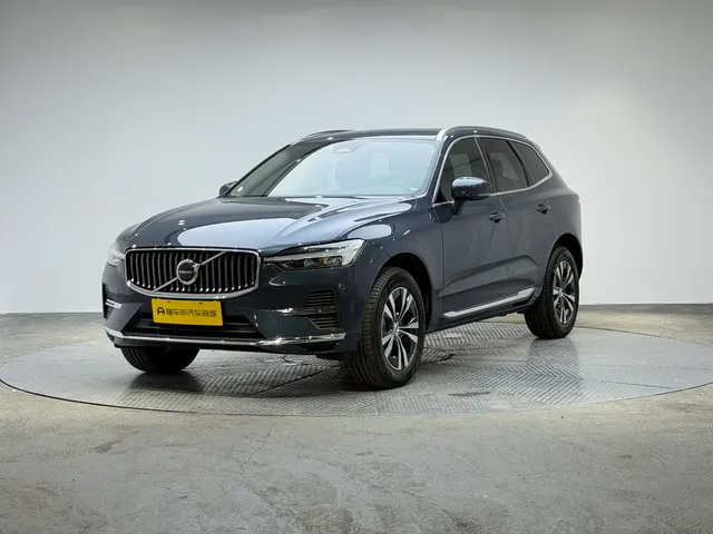 Volvo XC60, 2025