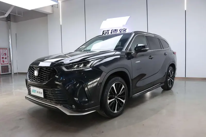 Toyota Crown Kluger, 2021
