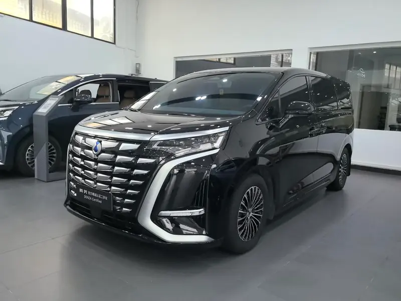 Denza D9 DM, 2022