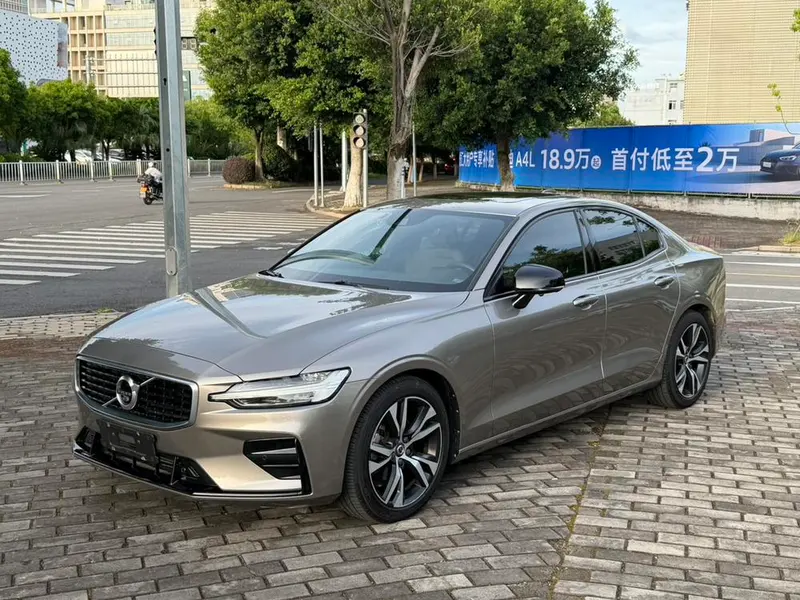 Volvo S60, 2020