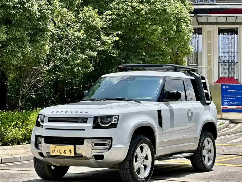 Land Rover Defender, 2022