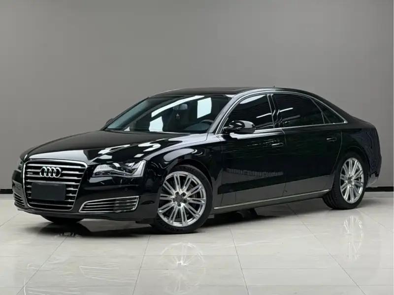 Audi A8, 2013