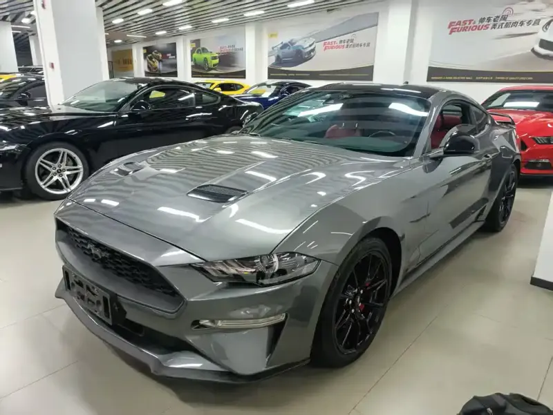 Ford Mustang, 2022