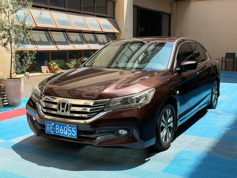 Honda Accord, 2015