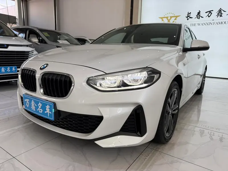 BMW 1-Series, 2021