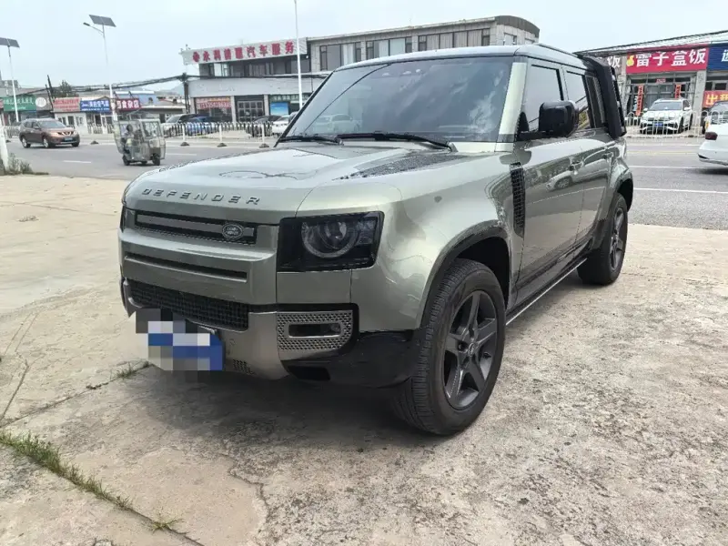 Land Rover Defender, 2024