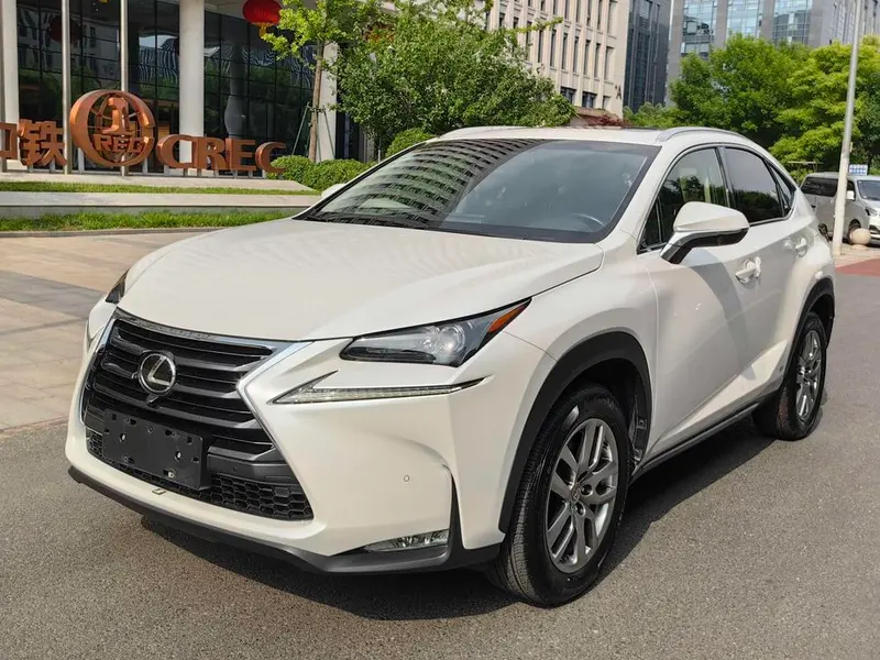 Lexus NX, 2015