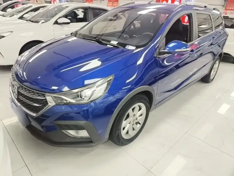 Baojun 310W, 2018