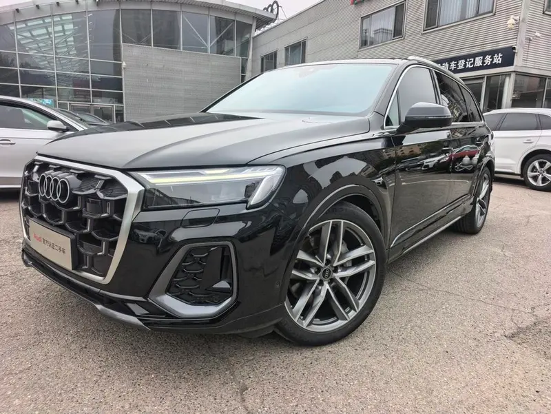 Audi Q7, 2024
