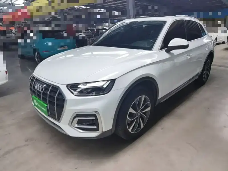 Audi Q5L, 2022