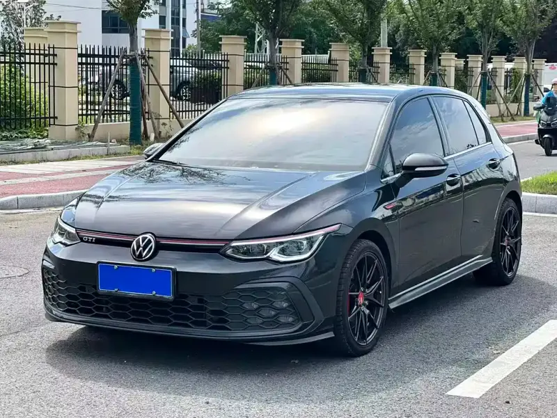 Volkswagen Golf GTI, 2022