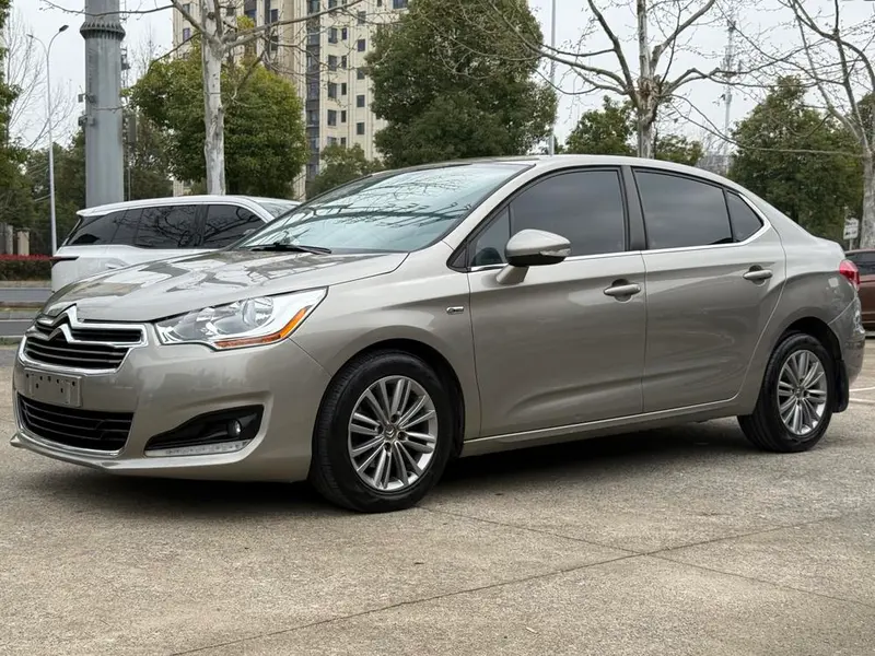 Citroen Citroën C4L, 2015
